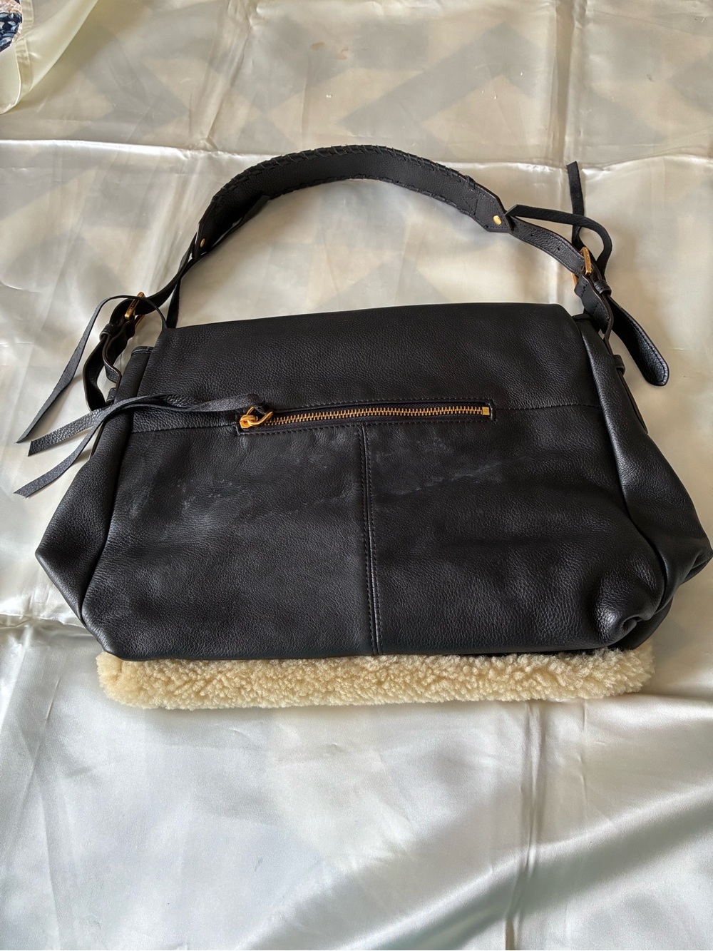 Aimee Kestenberg boho Bali natural shearling shoulder bag - Picture 3 of 9